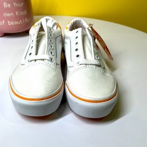 Old Skool platform orange unisex size 2 new good condition